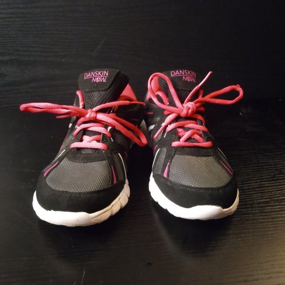 Danskin Now: Sneakers size 5 - Picture 3 of 11